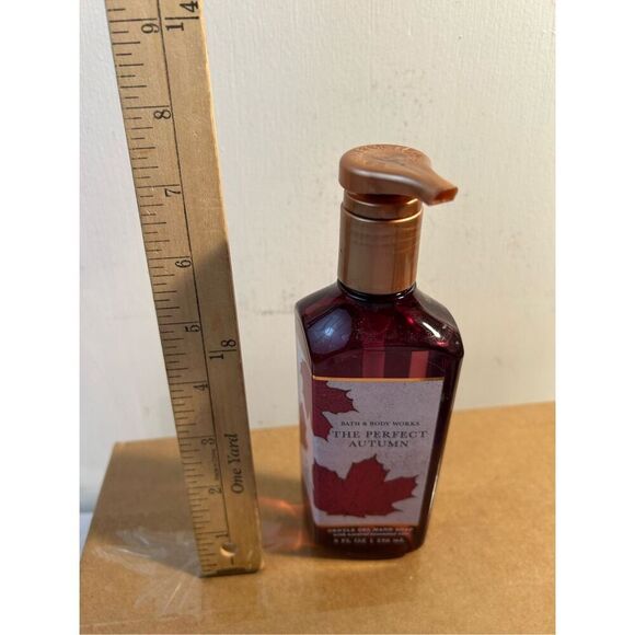 Bath Body The Perfect Autumn gel hand soap - Picture 2 of 3